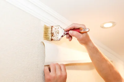Pose de papier peint aux Grandes-Ventes — revêtements muraux et toiles de verre